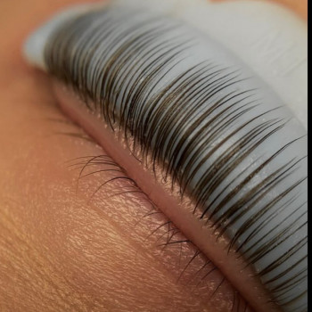 Ламінування вій