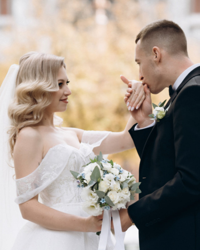 Свадебный образ, фото - Мастер по наращиванию волос Елена Маковская