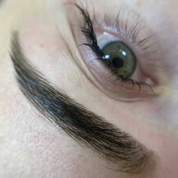 Окрашивание бровей
                    Косметолог Олена Лубни