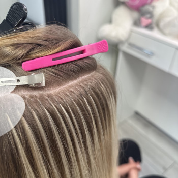 Нарощування волосся
                    Парикмахер Olya Киев