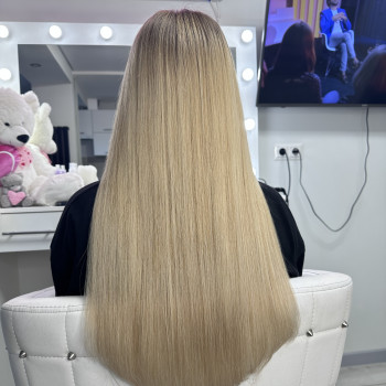 Нарощування волосся
                    Парикмахер Olya Киев