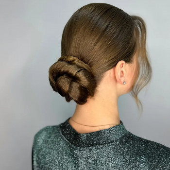 Прическа на свадьбу пучок низкий, фото - Парикмахер Алла Травка