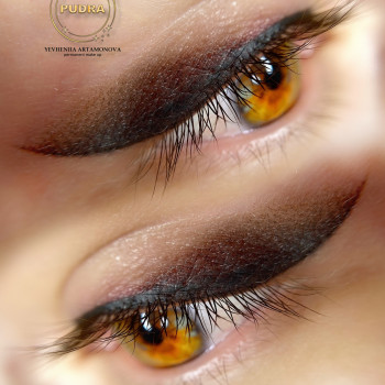 Перманентний макіяж очей
                    Майстер перманентного макіяжу Евгения Кременчук