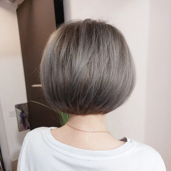 Женская стрижка боб каре