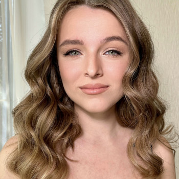 Весільний макіяж в студії або на виїзд
                    Визажист Анастасия Киев