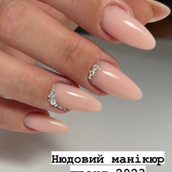 Нарощування нігтів
                    Мастер маникюра Анна Запорожье