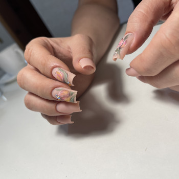 Корекція нігтів
                    Мастер маникюра Анна Запорожье