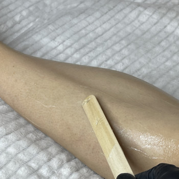 Лазерна епіляція ніг
                    Мастер маникюра Анна Запорожье