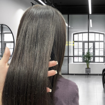 Фото з портфоліо майстра Юлія Колорист (перукар-колорист, Кривий Ріг)