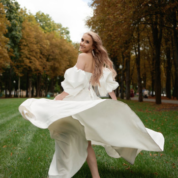 Весільна фотосесія в Дніпрі
                    Фотограф Роман Днепр