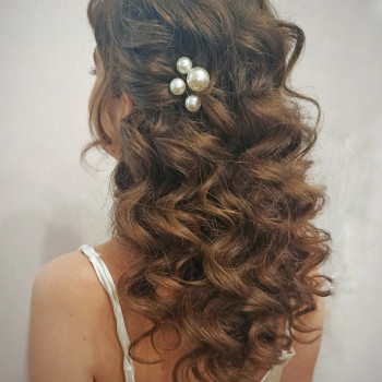 Пишні локони