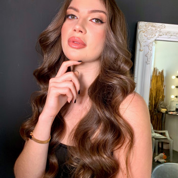 Свадебный, фантазийный, вечерний макияж прическа
                    Мастер по наращиванию волос Елена Киев