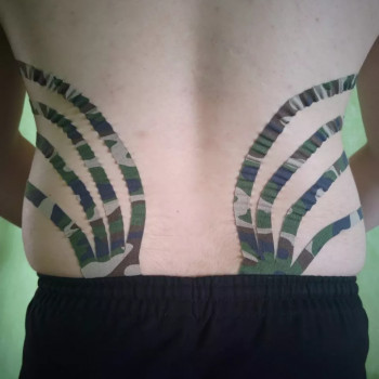 Дренаж вушок на талії. Чоловік., фото - кінезітерапевт Наталія Денисова