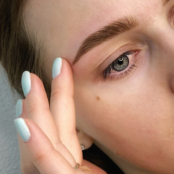 Фарбування брів фарбою
                    Бровист Ірина Киев