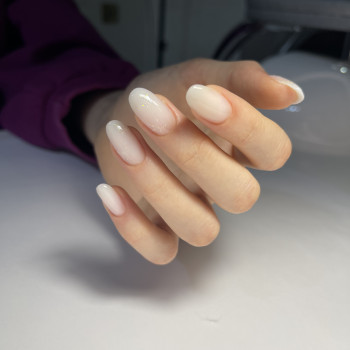 Укріплення нігтів
                    Мастер маникюра Анна Запорожье