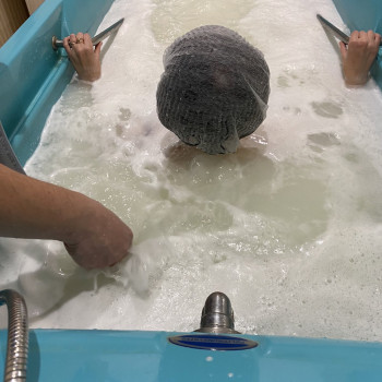 Молочно-медова ванна Клеопатра
                    Салон красоты Імперія краси Кременчуг