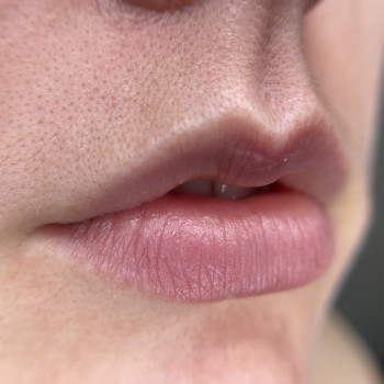 Перманент
                    Мастер перманентного макияжа  Львов