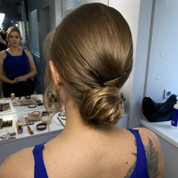 Зачіска
                    Візажист Неля Вінниця