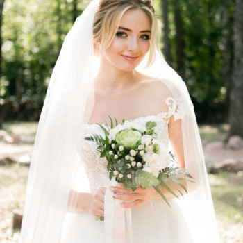 Прическа на вечер, свадебная прическа, косички, укладки
                    Мастер по наращиванию волос Елена Киев