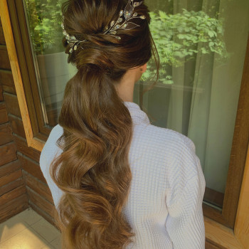 Прическа на вечер, свадебная прическа, косички, укладки
                    Мастер по наращиванию волос Елена Киев