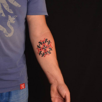 Тату мужские на предплечье цветные, фото - Тату салон Teta Tattoo