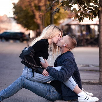 Фотосессия пары лав стори уличная, фото - Мастер маникюра Наталья Неговора