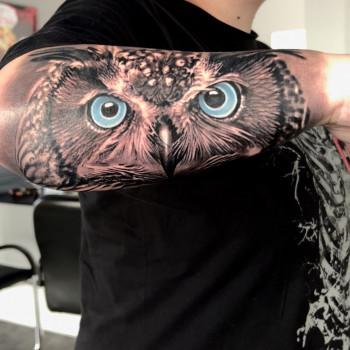 Тату для хлопців на руці реалізм, фото - Тату салон Free Art Tattoo