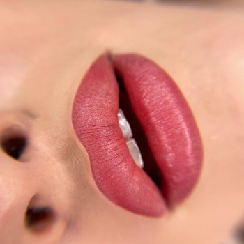 Помадный прокрас