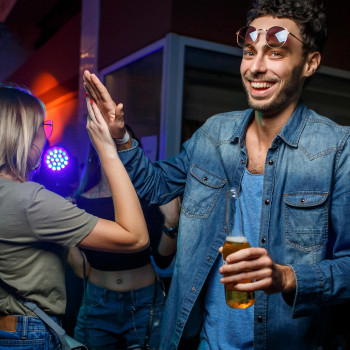 Репортажна зйомка
                    Фотограф Роман Днепр