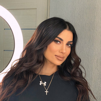 укладка волос, женская прическа, фотостудия, профессиональный макияж