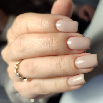 Укріплення/корекція гелем
                    Майстер манікюру Антонина Запоріжжя