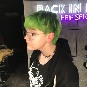 Яркое окрашивание
                    Парикмахер Светлана Харьков