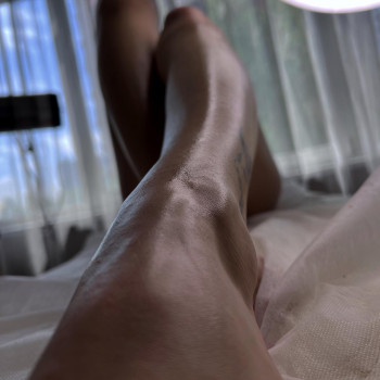 Шугаринг, цукрова паста + у центрі Києва - эпіляція - ноги