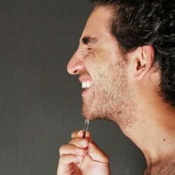 Вуса та підборіддя
Шугаринг Чоловічий