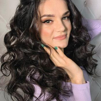 Макіяж на любий випадок
                    Майстер з нарощування волосся Елена Київ