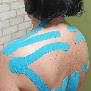 Тейпування квадратного м'язу поясниці
                    Масажист Виктория Київ