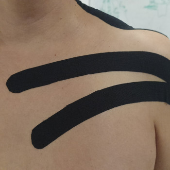 Тейпування квадратного м'язу поясниці
                    Масажист Виктория Київ