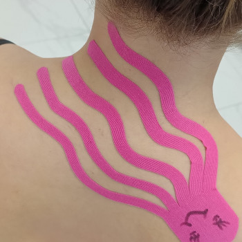 Тейпування квадратного м'язу поясниці
                    Масажист Виктория Київ