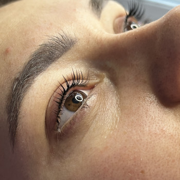 Комплекс для вій
                    Бровіст Ксения Дніпро