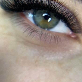 Фото з портфоліо майстра Дар’я Король (лешмейкер, Київ)