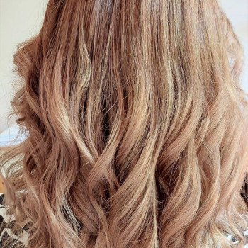 Окрашивание волос в технике Балаяж
                    Салон краси NS beauty studio Одеса