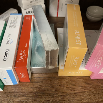 Ревіталізації обличчя 
 