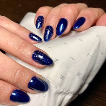 Синий маникюр блестящий, фото - Мастер маникюра Марина Масевич