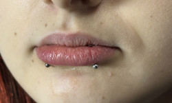 Пірсинг Майстер з пірсингу Svitlana Вишневе