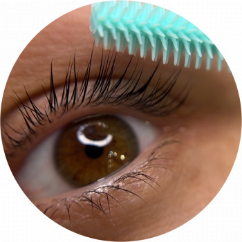 Ламинирование ресниц
                    Мастер перманентного макияжа Світлана Николаев