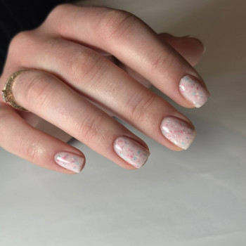 Маникюр на короткие ногти нежный весна, фото - Мастер маникюра Анастасія Наконечна