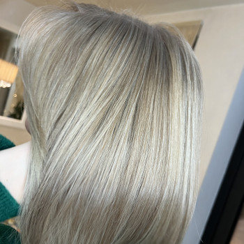 Airtouch +стрижка
Від 2500тис