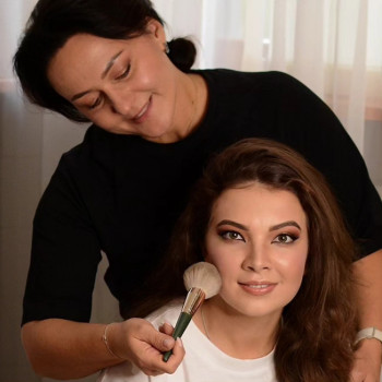 Наречена - повний образ
                    Бровист Оля Сумы