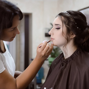 Наречена - повний образ
                    Бровист Оля Сумы