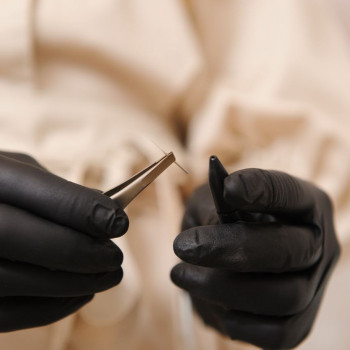 Для електроепіляції використовується одноразова голка